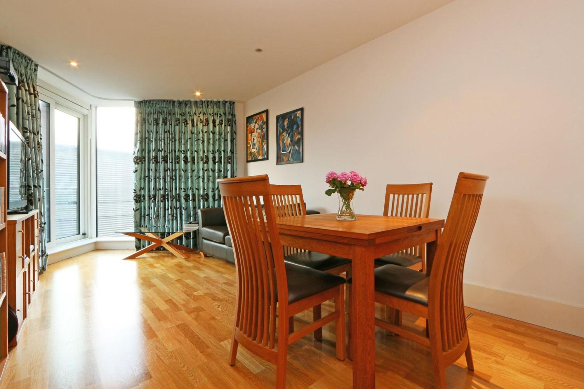 Riverside 1 Bed Apartment Londra Esterno foto