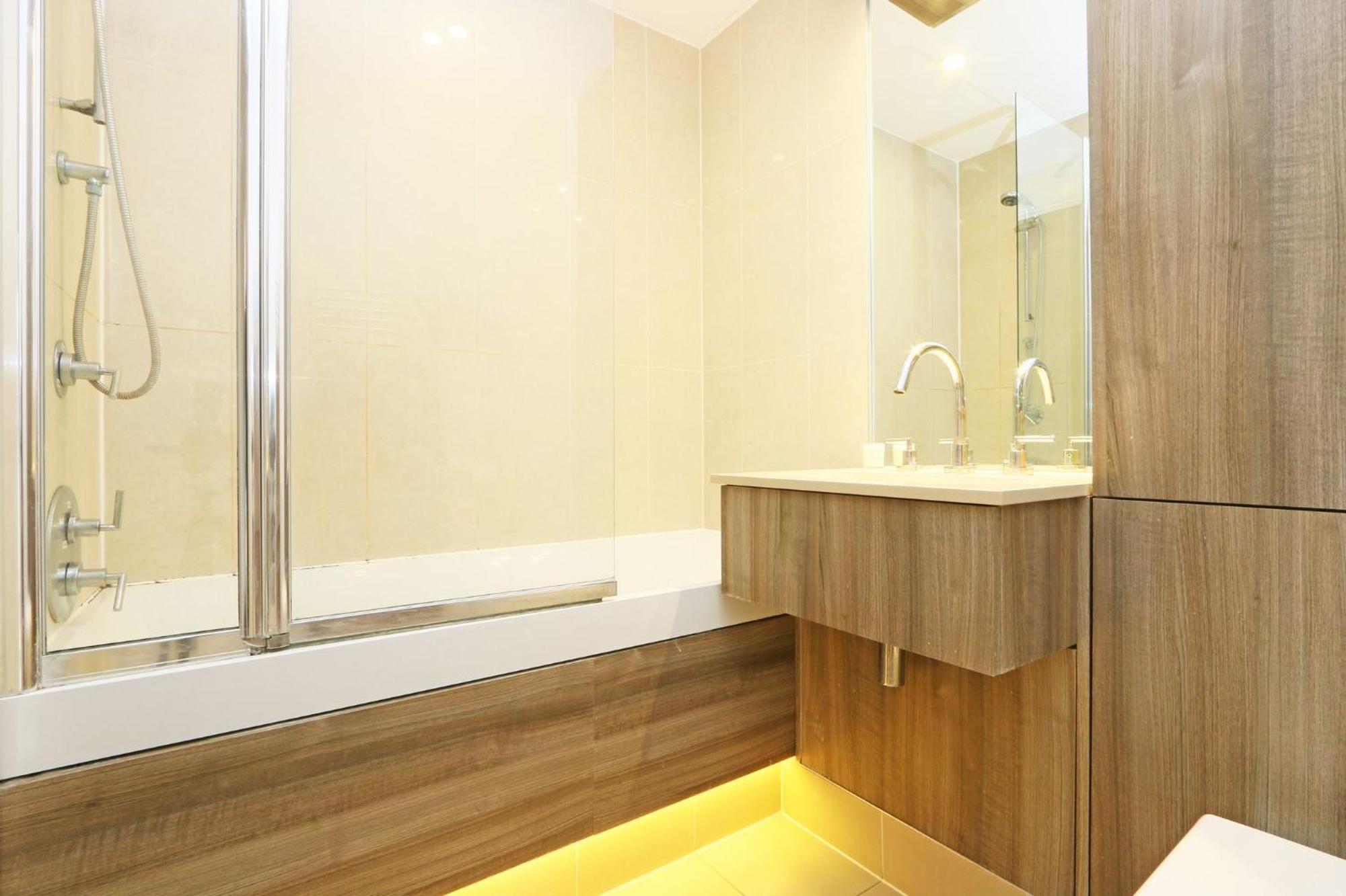 Riverside 1 Bed Apartment Londra Esterno foto