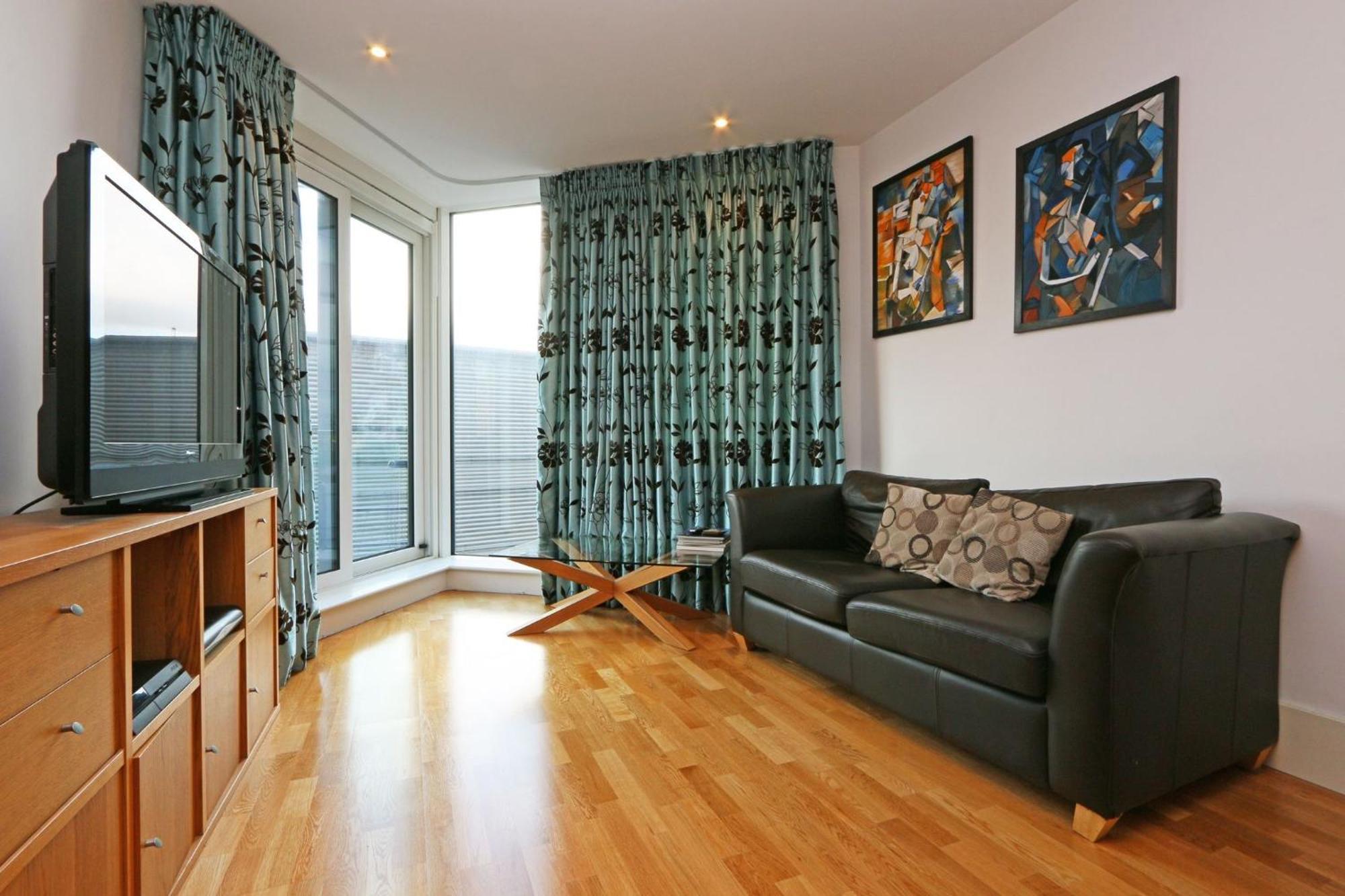 Riverside 1 Bed Apartment Londra Esterno foto